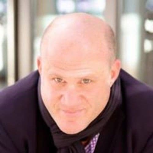 Hollywood vs Hollywouldnt 12 Tips to Help Actors Navigate the Hollywood Landscape