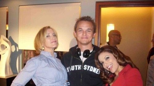 Jason Trembath, Eva Longoria and Felicity Huffman on the set of 'Desperate Housewives'